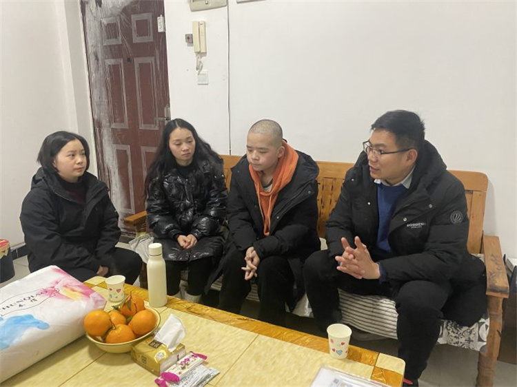 HXiB_1709648191527048753.jpg 家访1.jpg