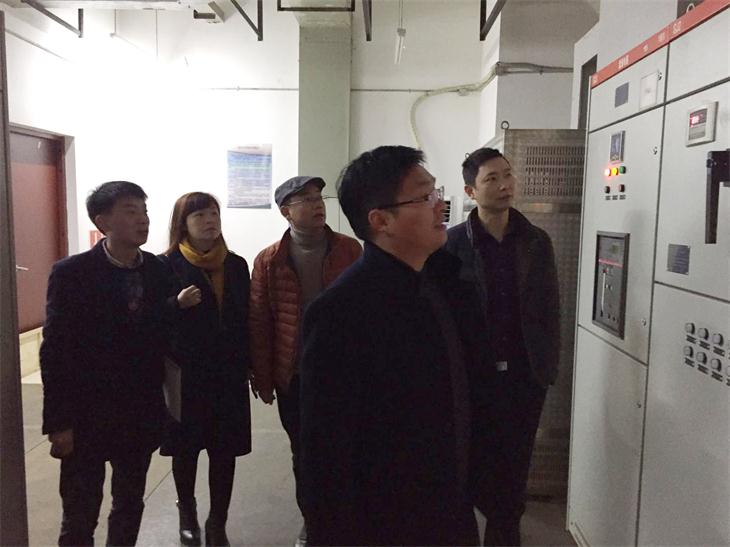 1518667026395008637.jpg 688889871401184048.jpg