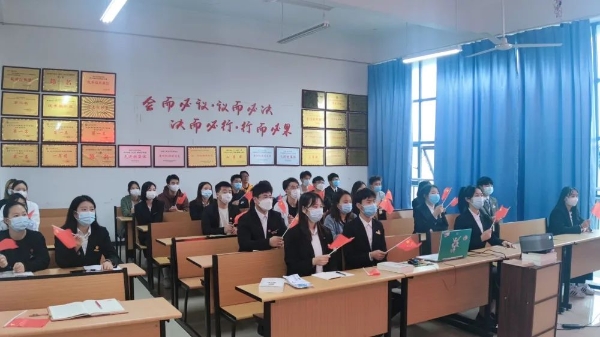 1668515581276078392.jpg 640.jpg