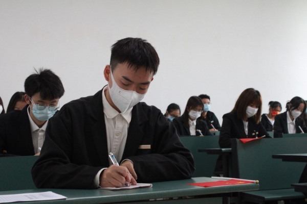 1668515597764021185.png 640.png